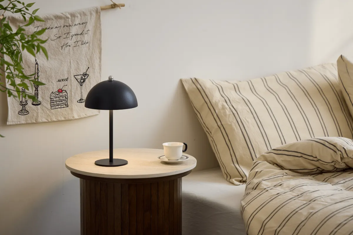 Nimara Bloom bordlampe Sort* Bordlamper