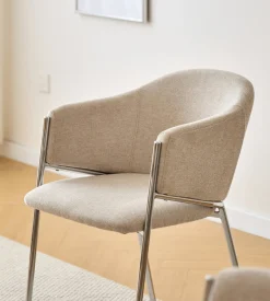Nimara Carolina spisebordsstol i beige tekstil med chrome ben* Spisebordsstole