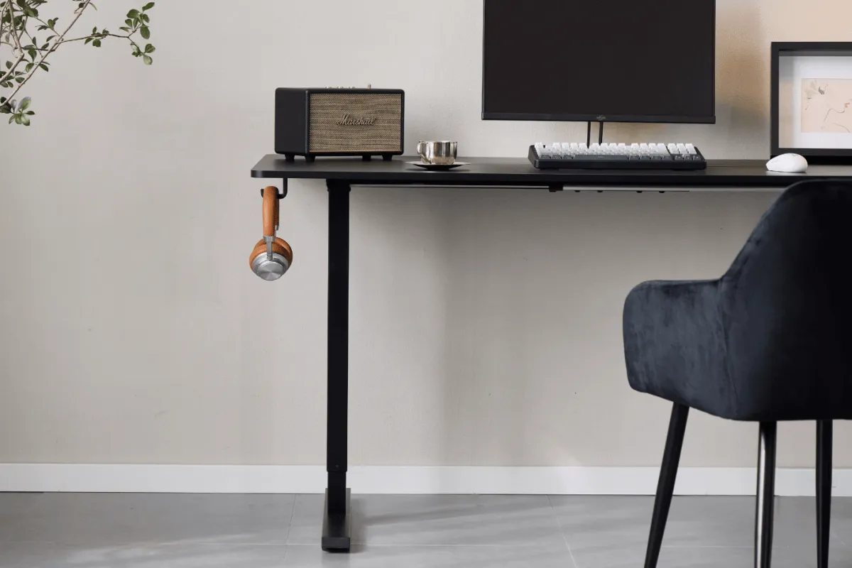 Nimara Damian hæve- og sænkebord skrivebord 115x60 cm i sort* Skriveborde