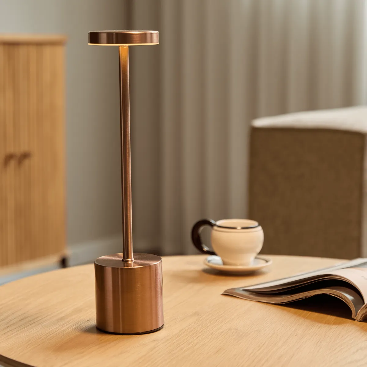 Nimara Elvis LED bordlampe bronze* Bordlamper