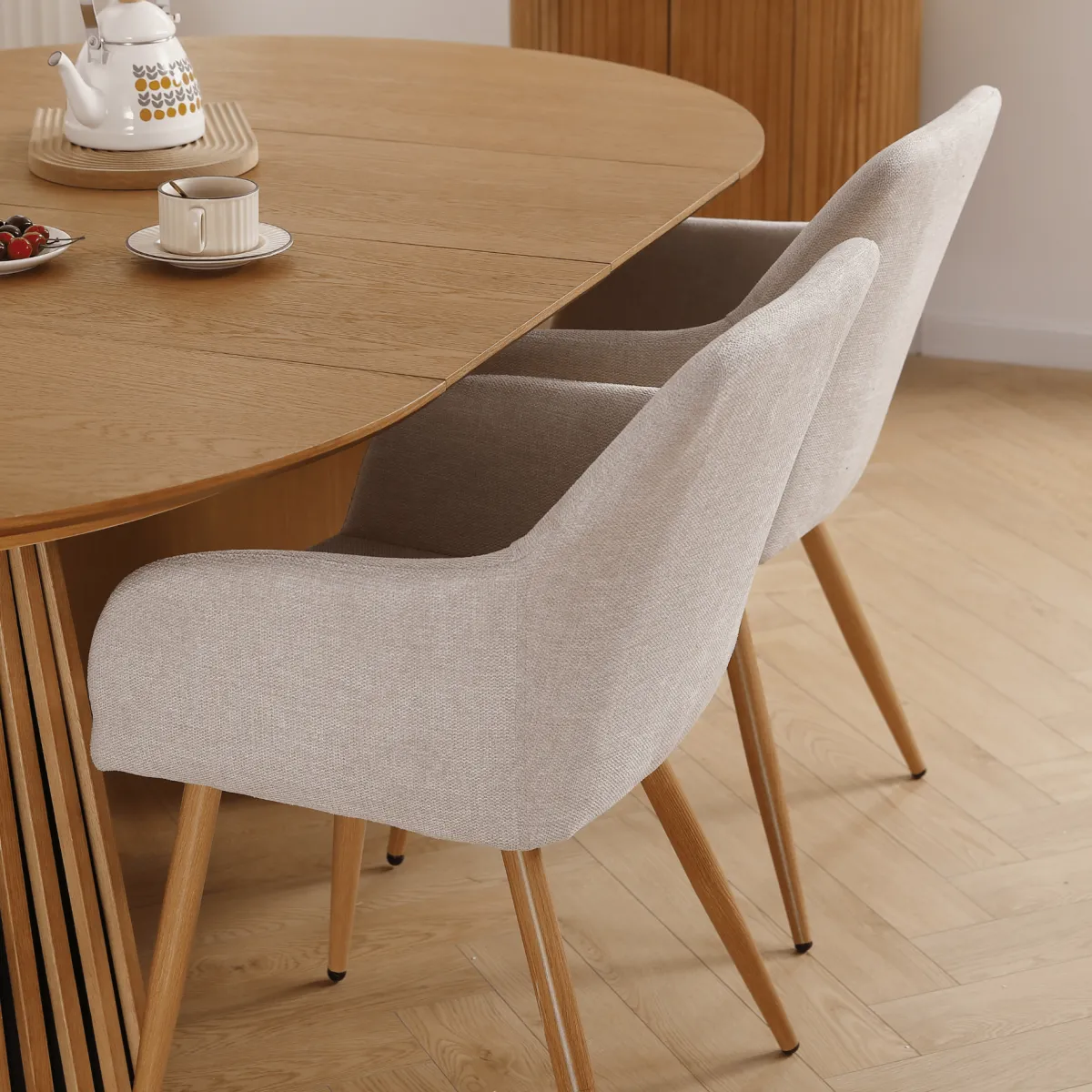Nimara Jenna spisebordstol - beige tekstil med egelook* Spisebordsstole