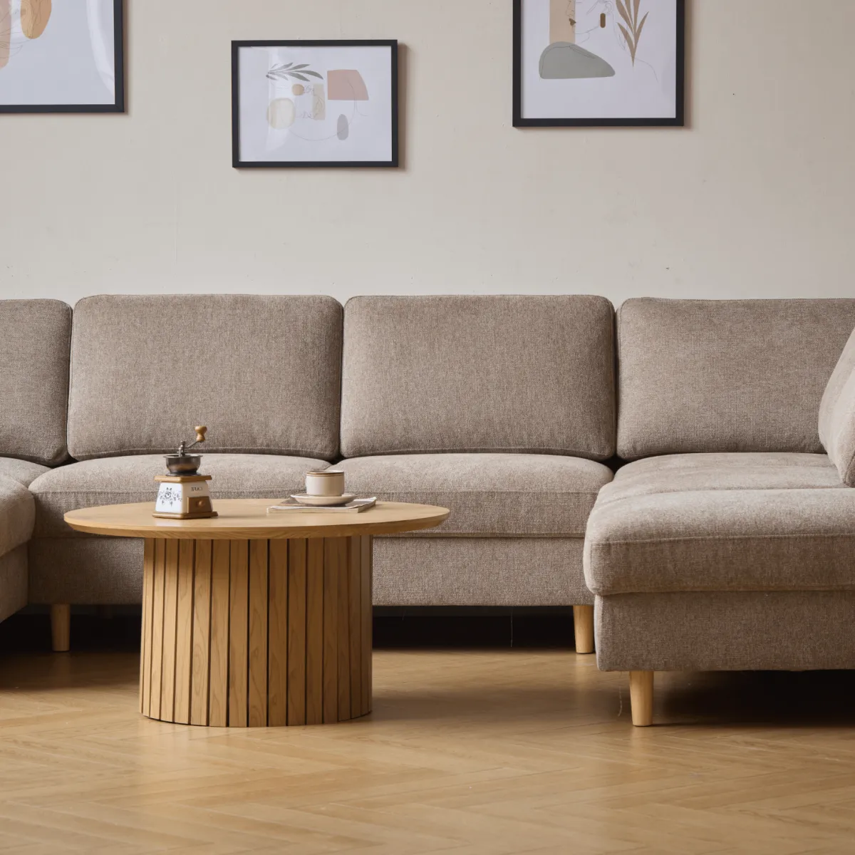 Nimara Jennifer venstrevendt u-sofa i sand med chaiselong - L: 300 x D: 208 x H: 82 cm* Sofaer