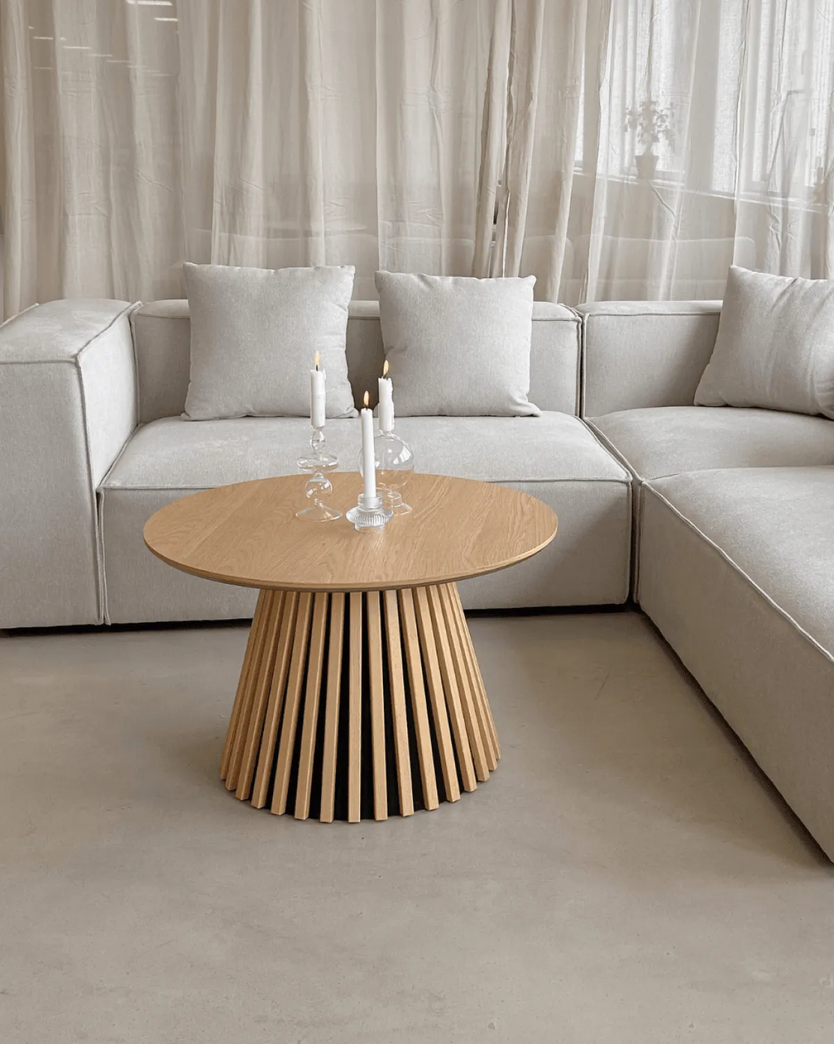 Nimara Lewis lamel sofabord naturlig egelook Ø70 cm* Sofaborde
