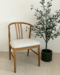 Nimara Lizzie spisebordsstol i bøg med polstret sæde i beige* Spisebordsstole