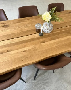 Nimara Molly plankebord - 200x95 cm - naturligt olieret eg med A-ben (Forberedt til tillægsplader)* Spiseborde
